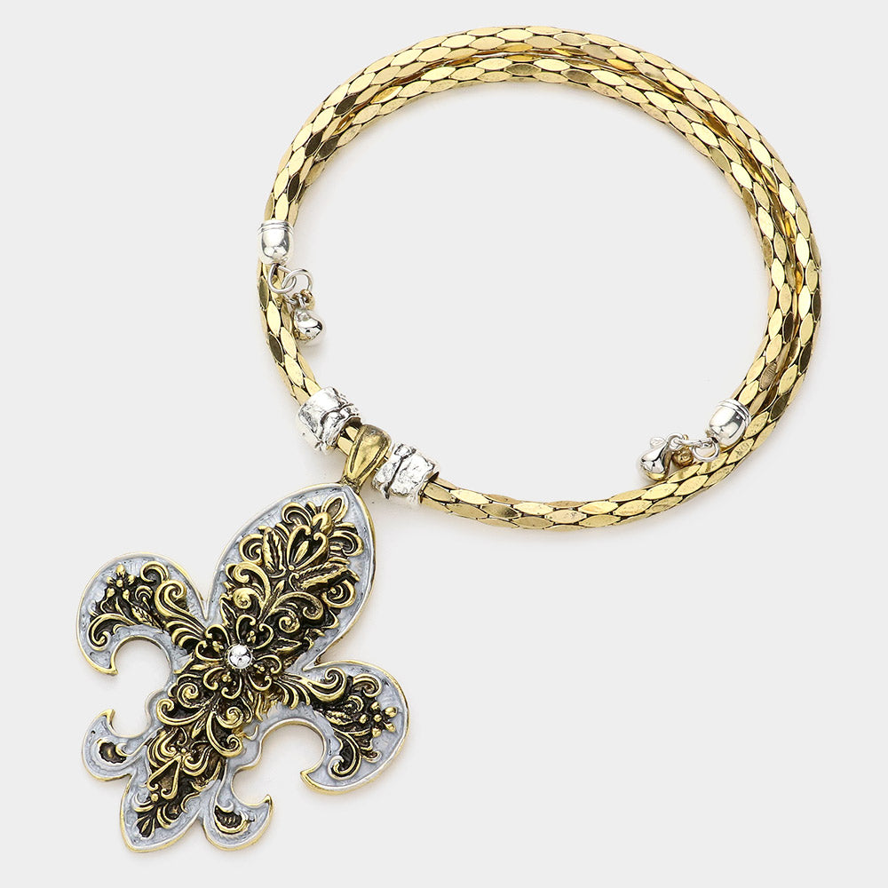 Fleur de Lis Pendant Necklace