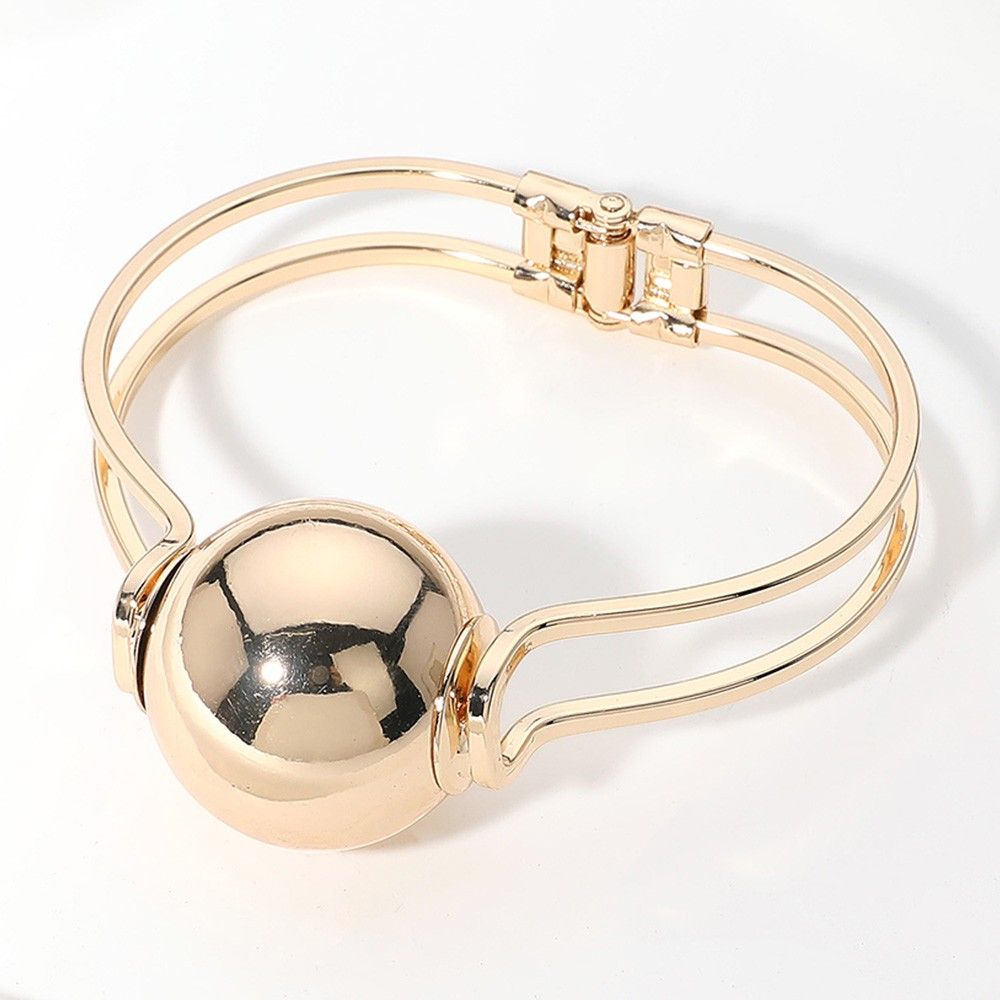 
  
  Metal Ball Bracelet
  
