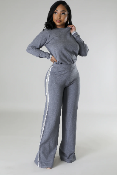 
  
  Cozy Two-Piece Pant Set - Stylish Gray with Wide-Leg Bottoms
  
