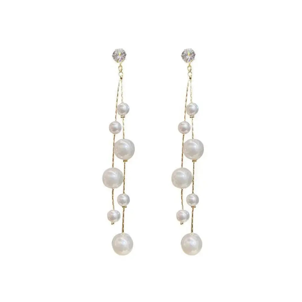 
  
  Dainty Pearl Drop
  
