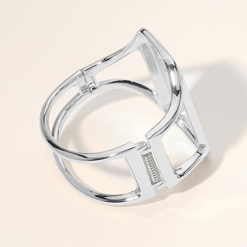 
  
  Shapely Bracelet
  
